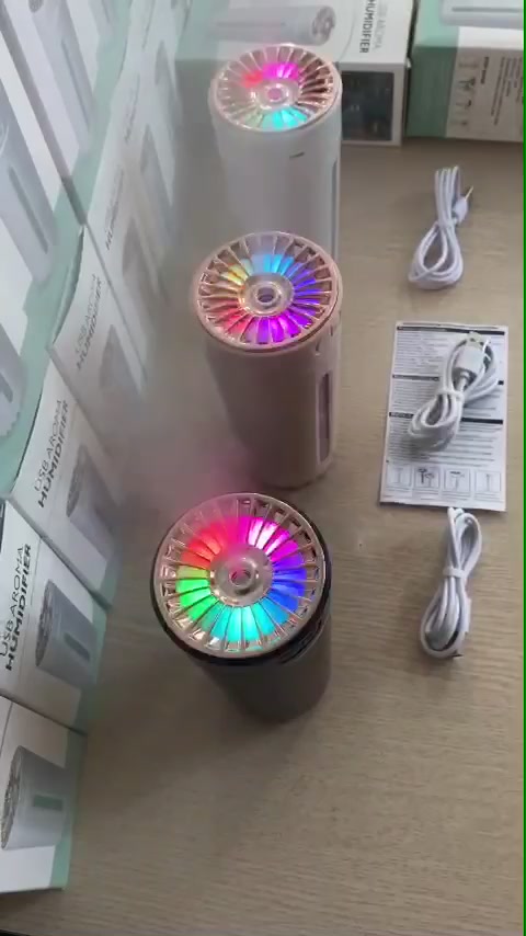 Máy khuếch tán tinh dầu xe hơi Mới (Sạc Pin) phun sương khử mùi | máy xông tinh dầu ô tô, bàn làm việc | BigBuy360 - bigbuy360.vn