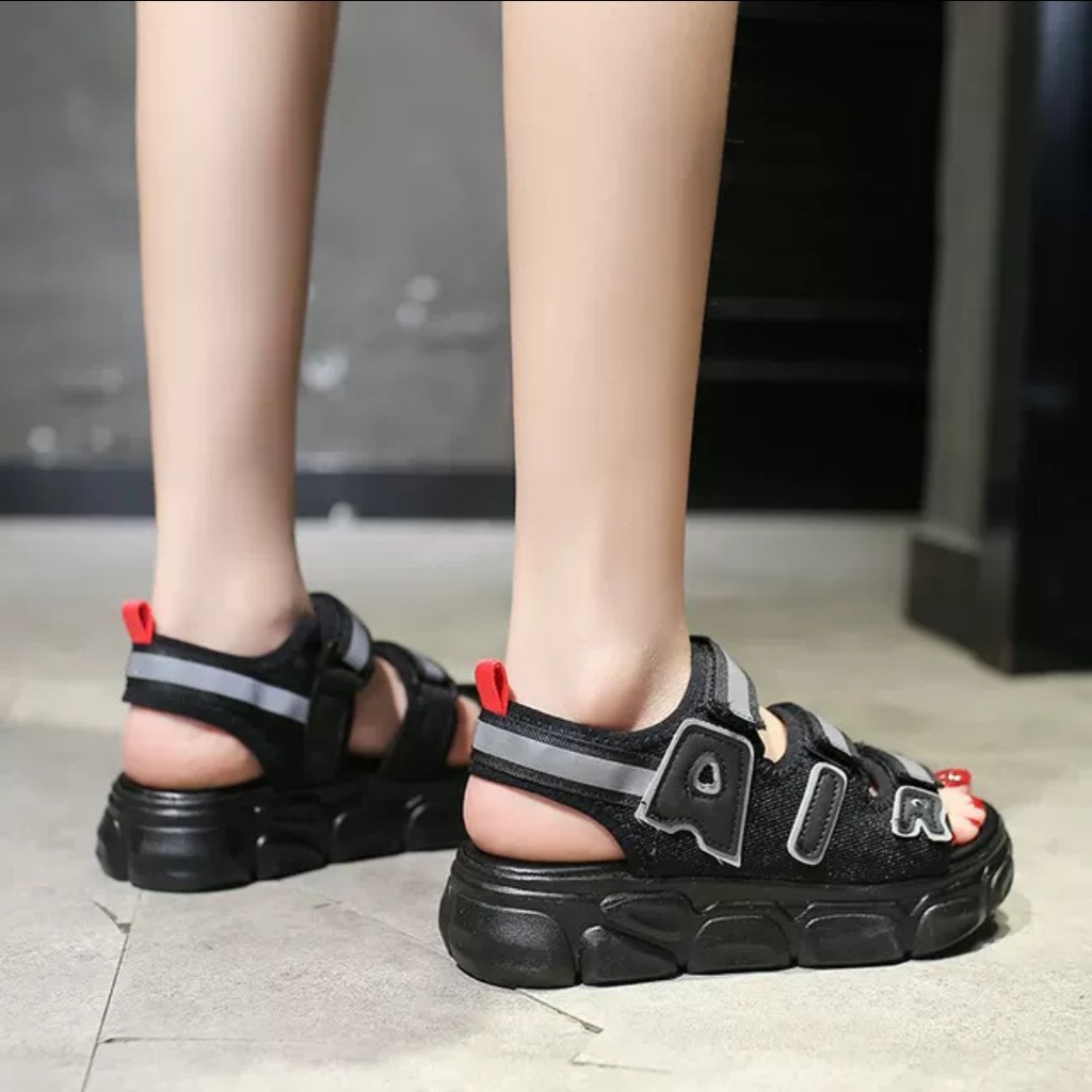 GIÀY SANDAL NỮ ĐẾ CAO 3 QUAI DÁN PHẢN QUANG THỜI TRANG CỰC CHẤT - TT212