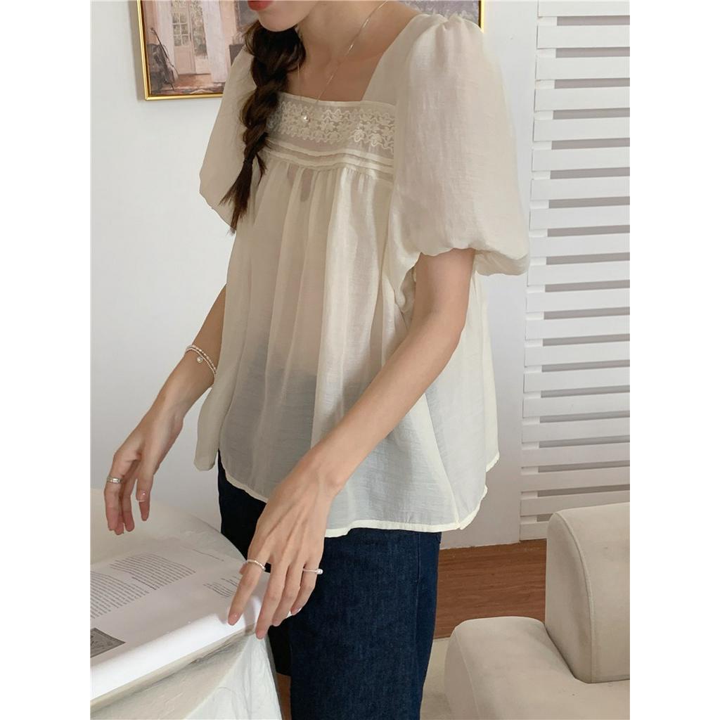 Áo Kiểu Tay Phồng Cổ Vuông Thêu Họa Tiết Phong Cách Pháp 52982