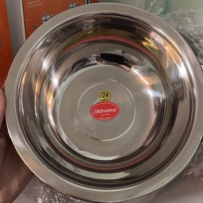 Thau trộn inox dày dặn nhiều kích thước dùng để trộn salad, bánh tráng