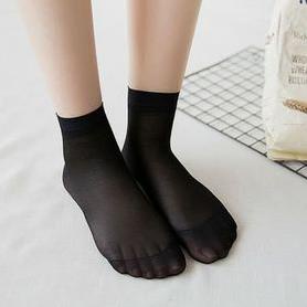 Tất giấy chống nắng cổ ngắn siêu dai, mềm mịn, có 2 màu da và đen