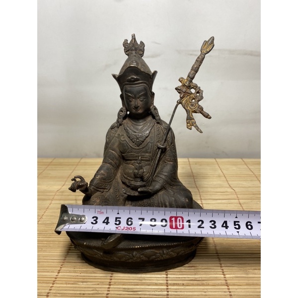 Ngài Liên Hoa Sinh bằng đồng