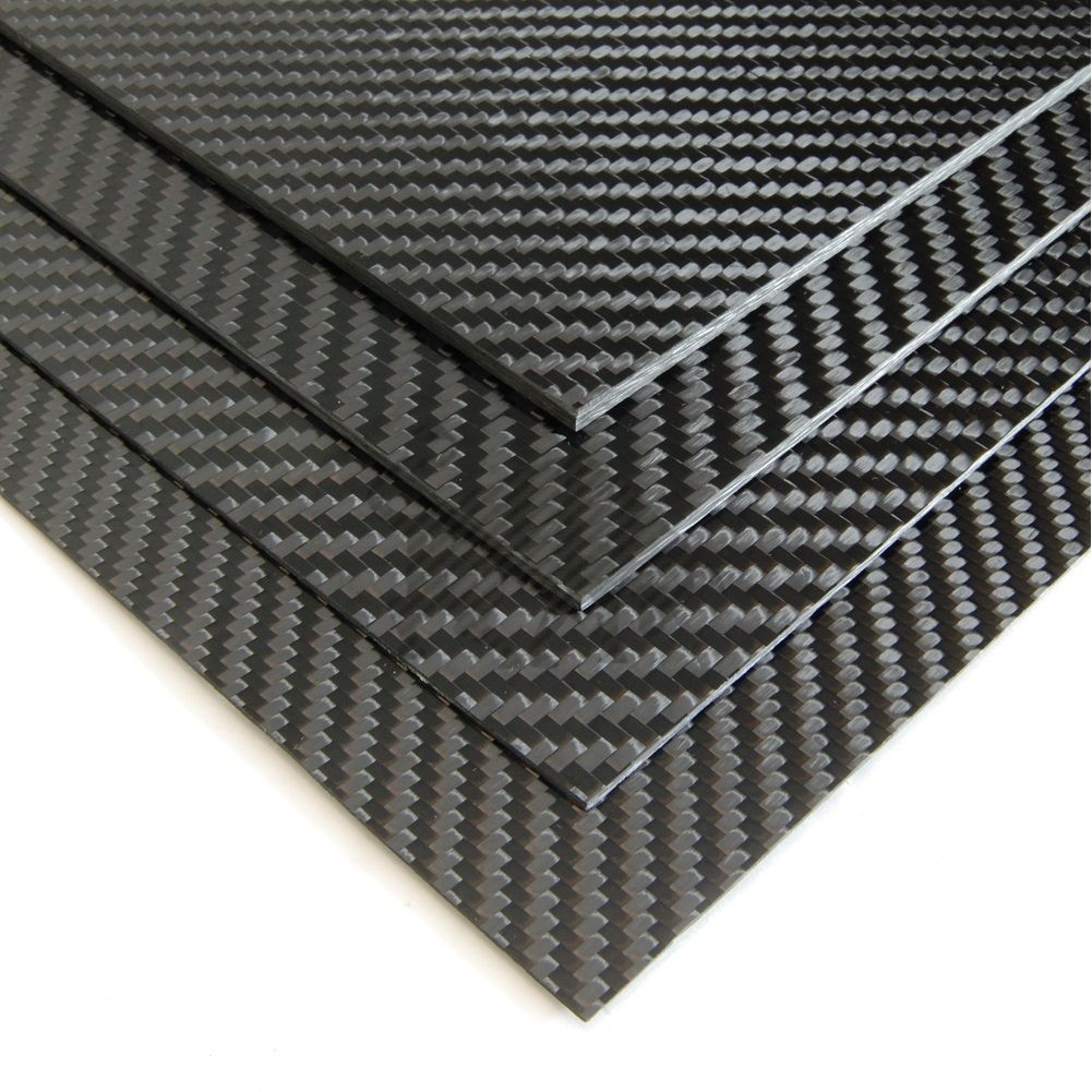 Carbon fiber dạng tấm 250x300mm chuyên dùng cho trang trí đồ chơi máy bay cano xe ô tô điều khiển