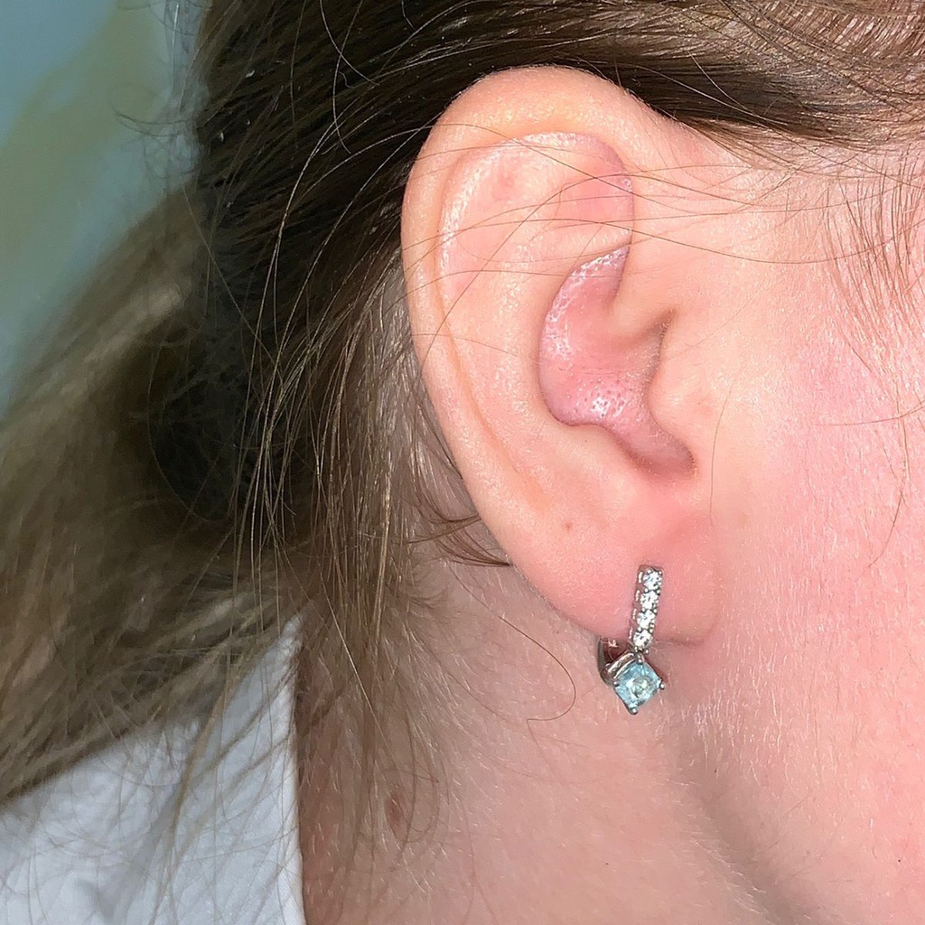 Bồng tai bạc SUNLIGHT đá xanh nhạt