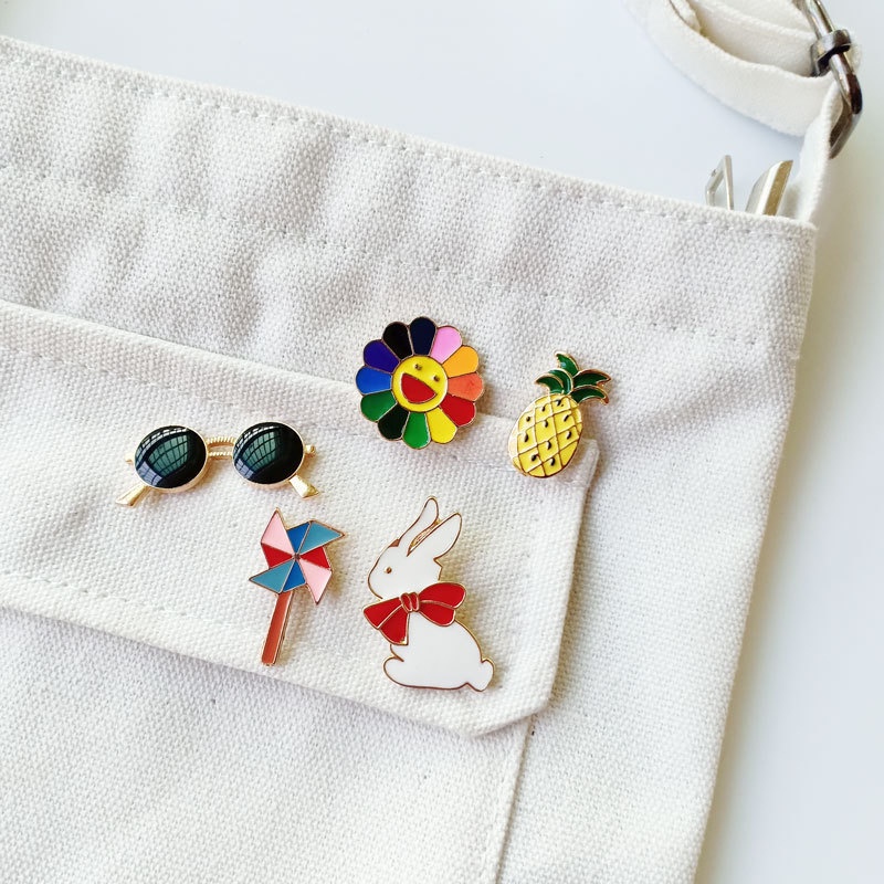 Ghim cài áo thiết kế kiểu dáng hoạt hình phong cách Nhật Bản hợp thời trang