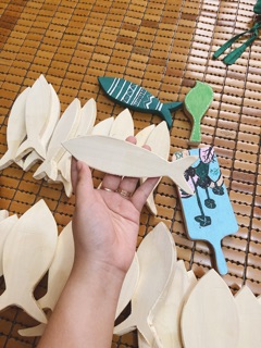 Cá gỗ decor (đã đục lỗ) KT 12->17cm