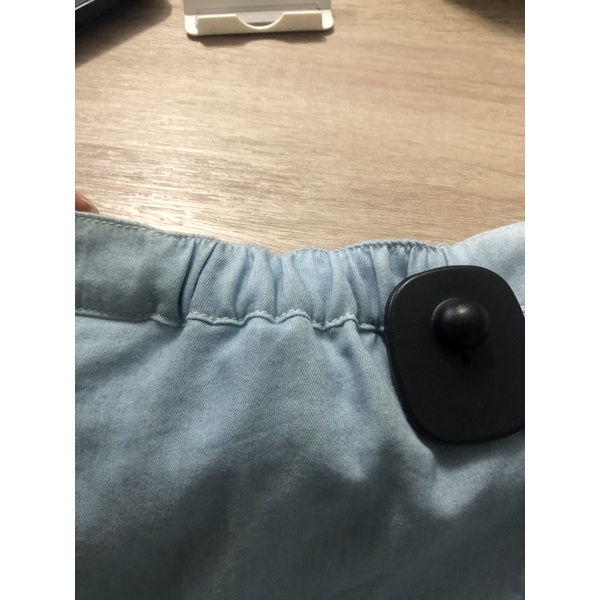 VÁY denim PuII & Bear DÀI NÚT XÀ CỪ