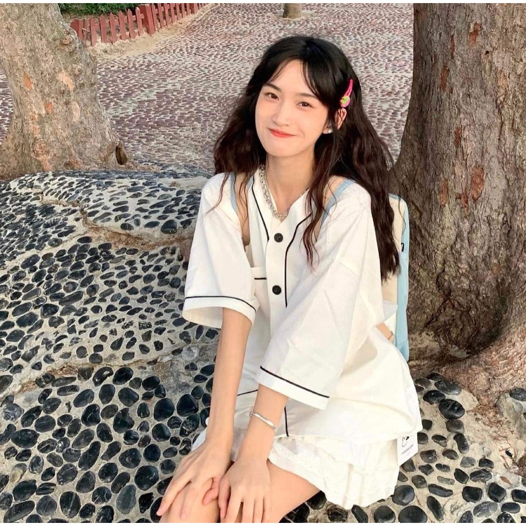 Áo sơ mi unisex, cổ chữ V, viền màu - hàng may chuẩn đẹp - logo thỏ thêu xịn xò, Chất: kate hàn, Size: &lt;55kg