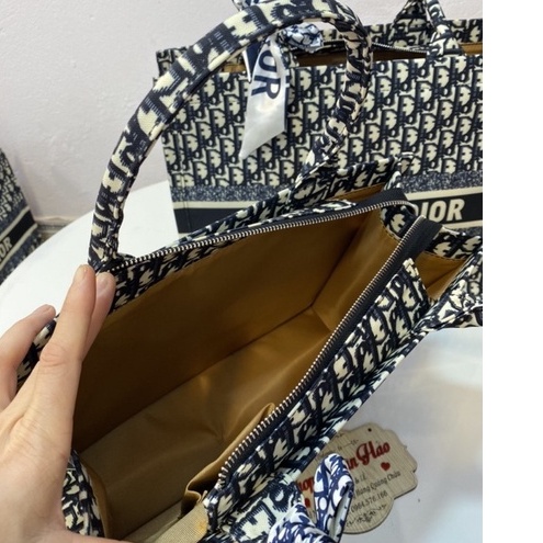 [TÚI SIZE LỚN] Túi hoạ tiết size 36 chất đẹp đựng cả thế giới(tặng kèm khăn lụa)