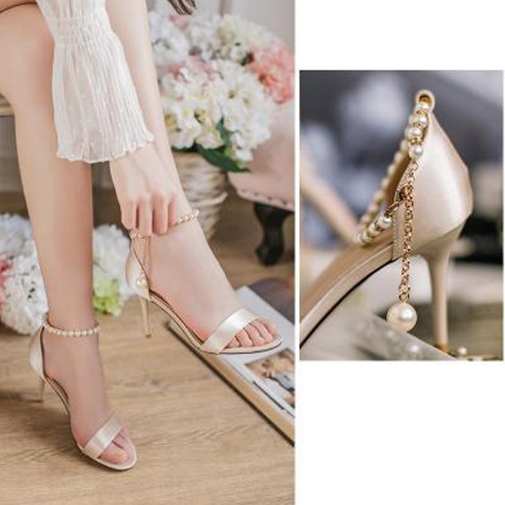 Giày Sandal Cao Gót Nữ Quai Ngang Gót 7p Dây Cài Vòng Ngọc Dễ Thương cao 7cm Chất Da Nhũ Bóng