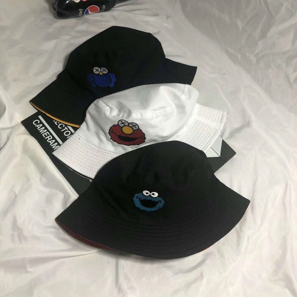 Nón Bucket Thêu KAWS - Mũ Bucket KAWS Dễ Thương