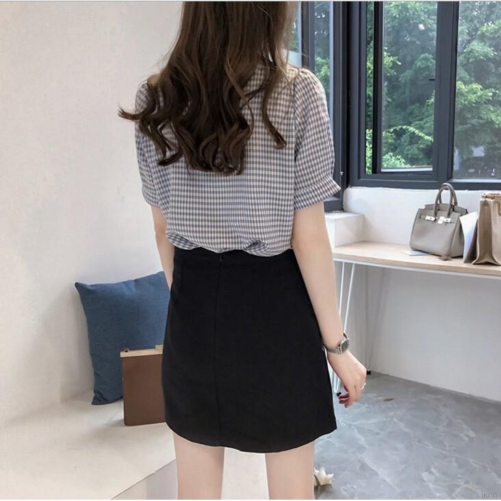 Áo sơ mi tay ngắn cổ V, họa tiết kẻ ca rô thanh lịch và duyên dáng cho nữ