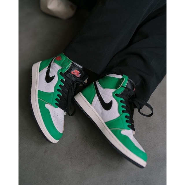 Giày Nike Jordan phối màu Lucky Green