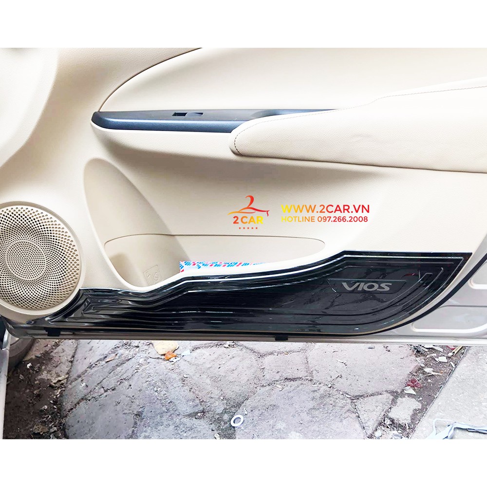 Ốp Tapli Cánh Cửa cacbon Xe Vios 2019- 2021 vân Carbon cao cấp- tặng kèm keo dính