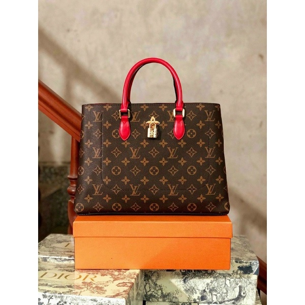 Túi xách tote LV