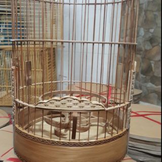 Lồng nuôi khuyên