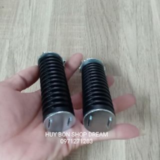 Để chân sau xe dream 2