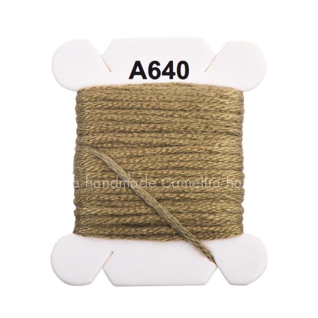 Set 10 Bobbin Quấn Chỉ Thêu Tiện Dụng, Bobbin Nhựa