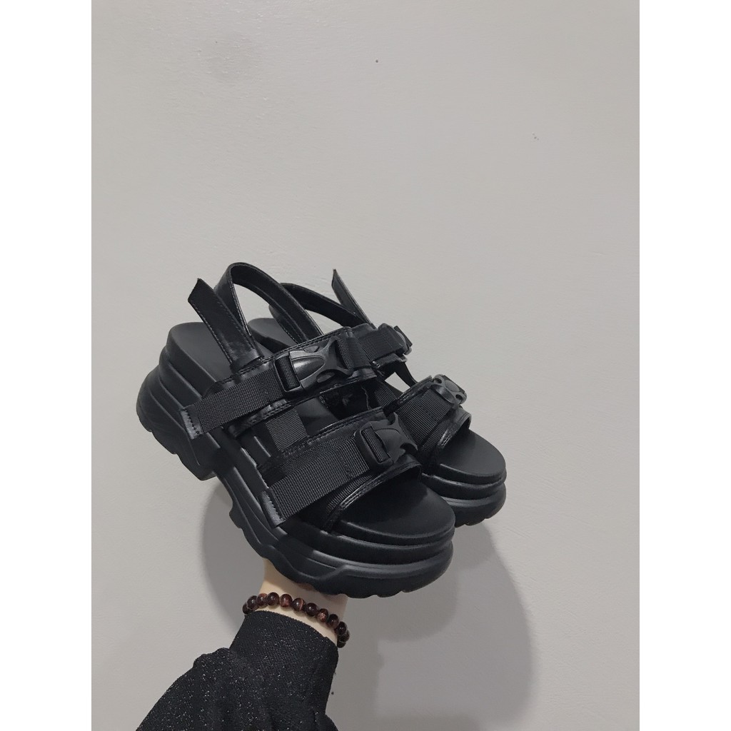 Sandal ulzzang đế cao 7cm mã 218