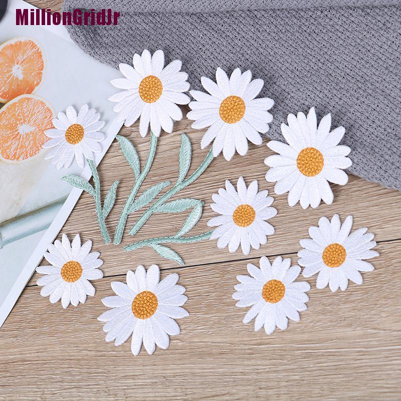 Sticker Ủi Thêu Hình Hoa Cúc Xinh Xắn