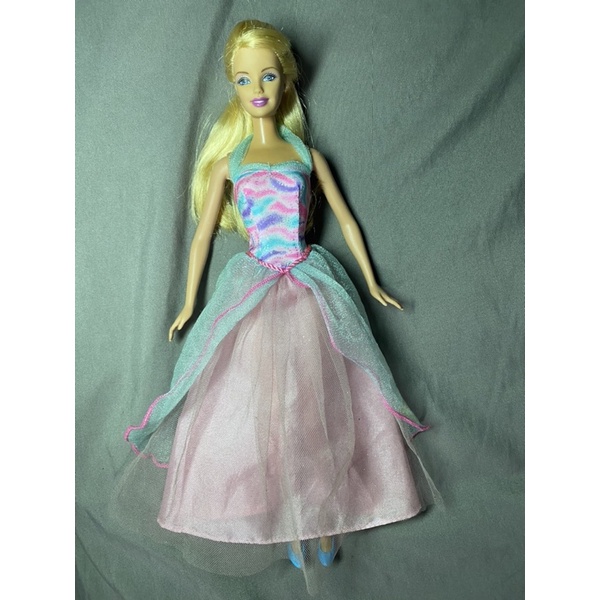 Búp bê Barbie công chúa