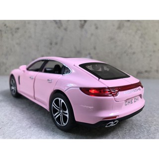 Mô hình xe PORSCHE Panamera 1:32