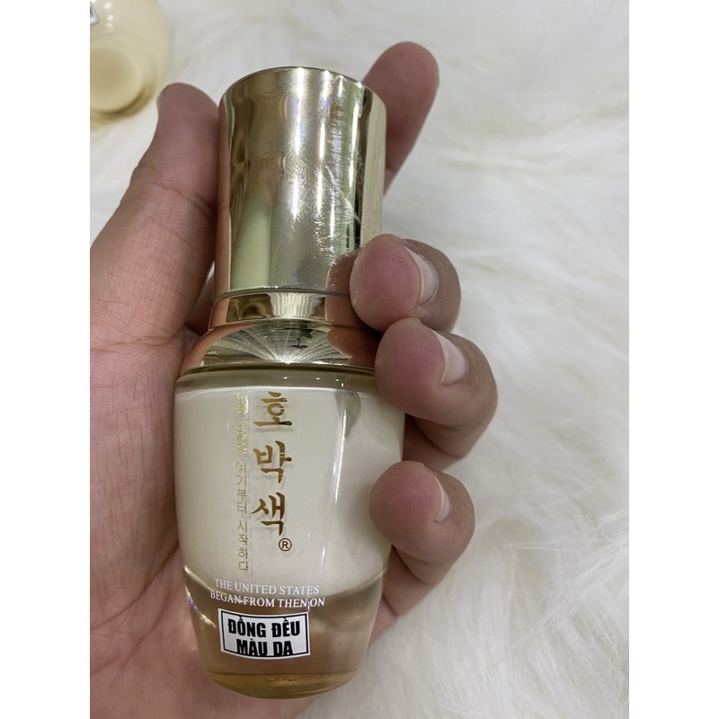 Mầm Sinh Hàn Quốc Tách Lẻ Chai Đồng Đều Màu Da