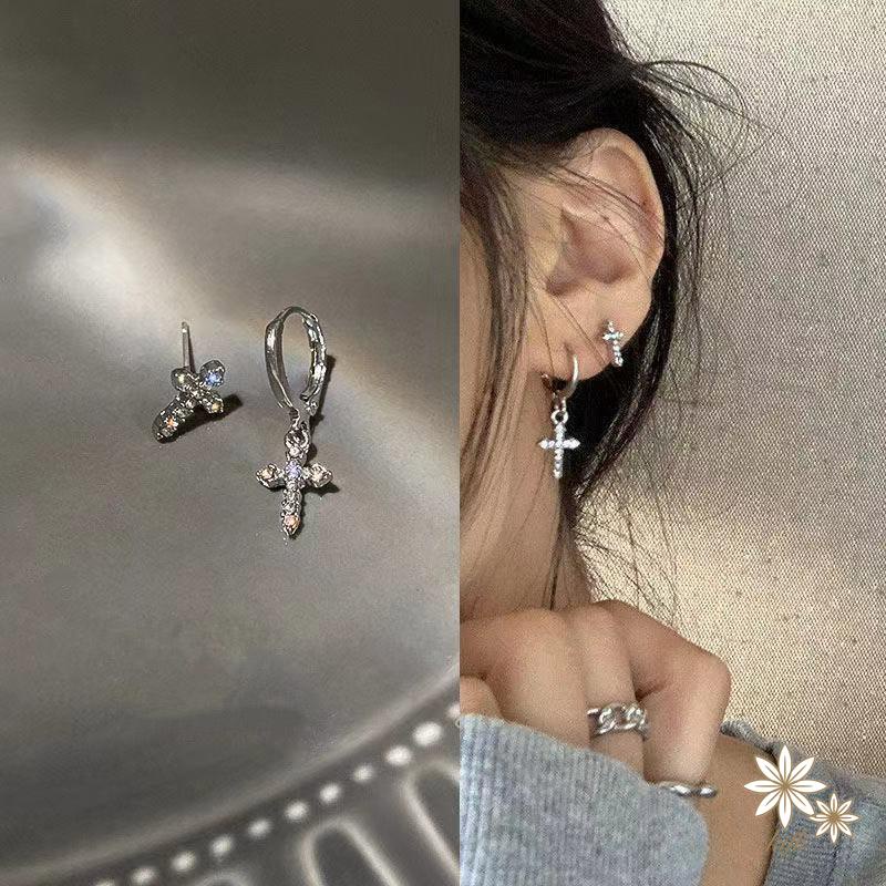 Bông Tai Bạc 925 Hình Chữ Thập Đính Kim Cương Giả Thời Trang