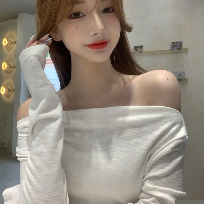 Áo thun nữ tay dài hở vai màu sắc thời trang quyến rũ