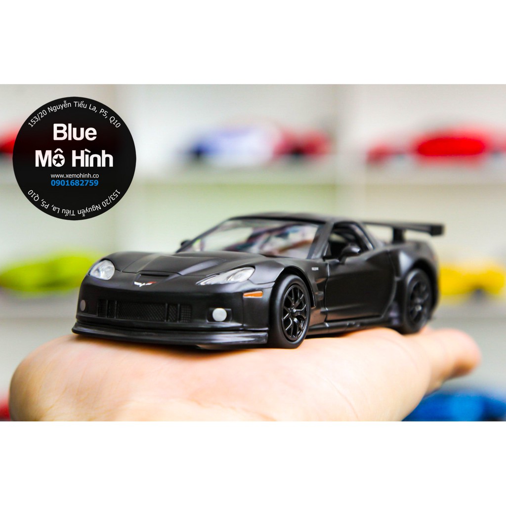 Xe mô hình Chevrolet Corvette C6R 1:36