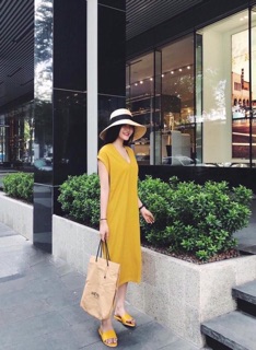 Đầm ba lỗ cổ tim