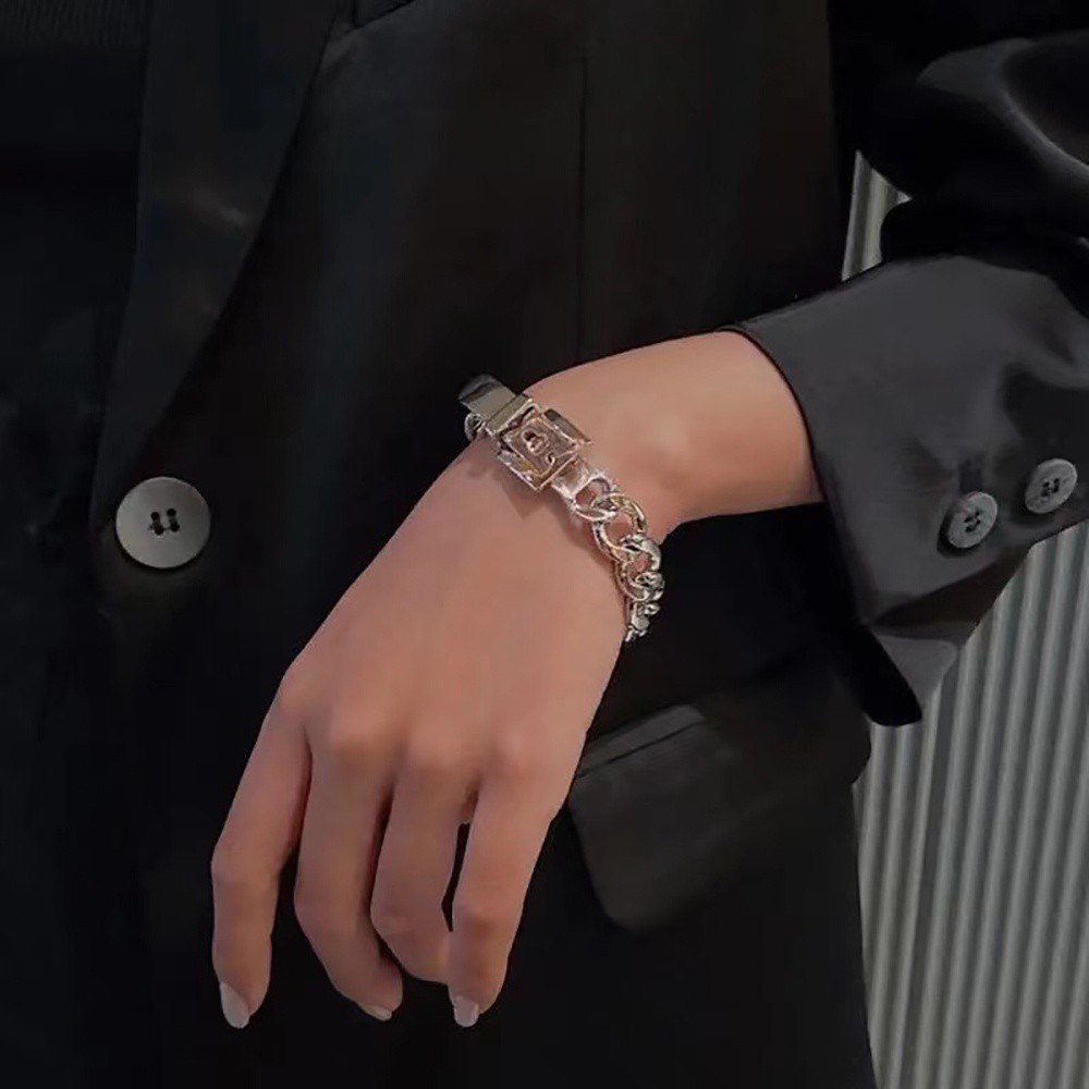 Vòng Tay Hợp Kim Phong Cách Hip Hop Thời Trang Hàn Quốc Cổ Điển Có Thể Điều Chỉnh Cho Nam Và Nữ