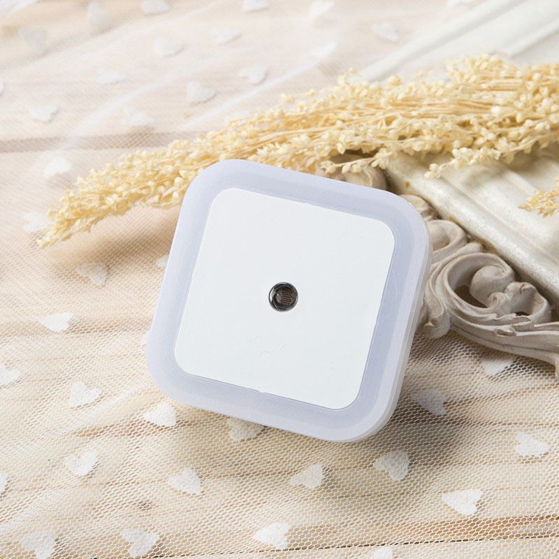 Đèn ngủ nhiều màu hình vuông,,,