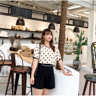 Áo voan big size nền kem chấm bi mặc 2 mặt size lớn 65-100kg