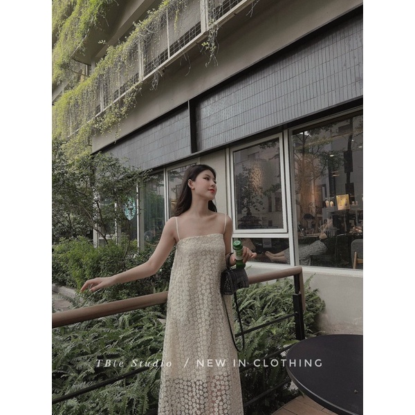 Váy 2s ren hoa nhí