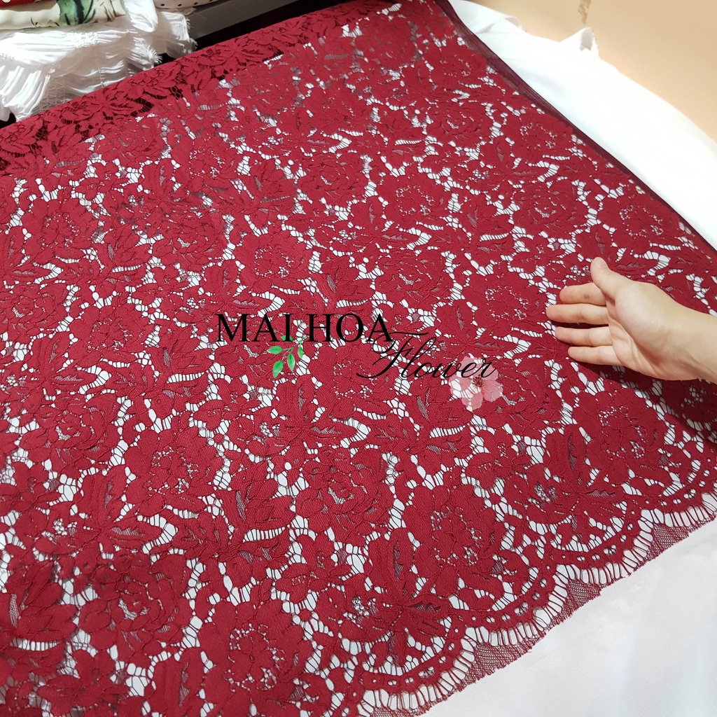 Vải ren đỏ thêu hoa dùng làm vải may đồ mềm có co giãn 150x150cm, Maihoaflower