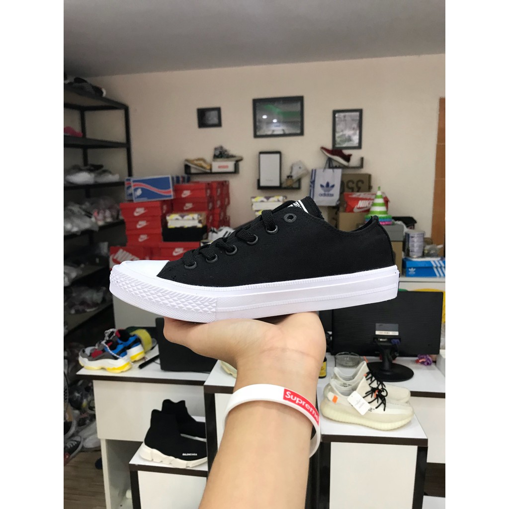 [ Ảnh Thật- Full Box, Tag- Freeship ] Giày CV Chuck 2 Thấp Đen VNXK