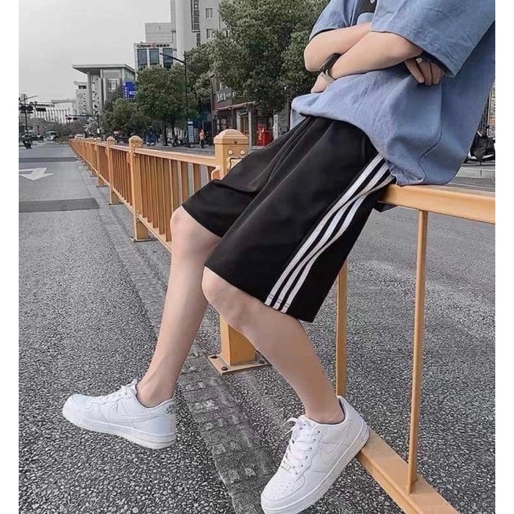 Quần đùi ba sọc quốc dân TT12