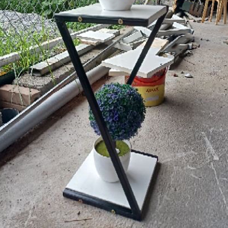 Kệ để cây cảnh trang trí nhà cửa, hình chữ Z cao từ 40,60,80cm
