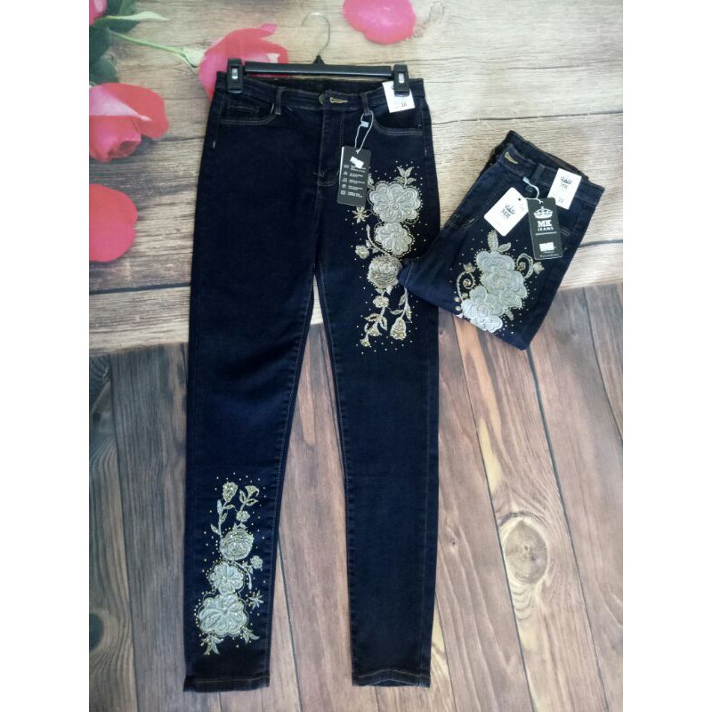 Quần jeans thêu hoa đính đá cao cấp