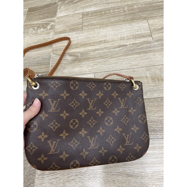 Túi si da thật LV