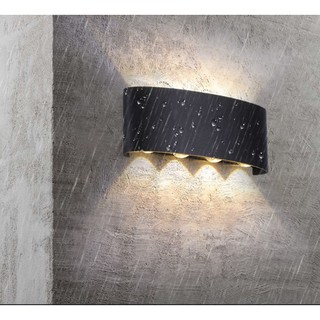 Đèn gắn tường ngoài trời, trong nhà hắt sáng 2 đầu 8 tia thân cong tròn hiện đại