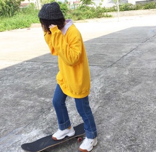SWEATER VÀNG