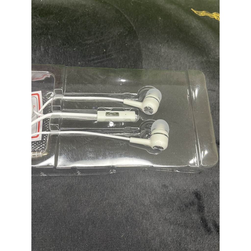 Tai Nghe BYZ SE519A  Thiết Kế Có Phần Đệm Silicion Mềm Dẻo, Êm Ái. Âm Thanh Hay Chân Thực, Sống Động.