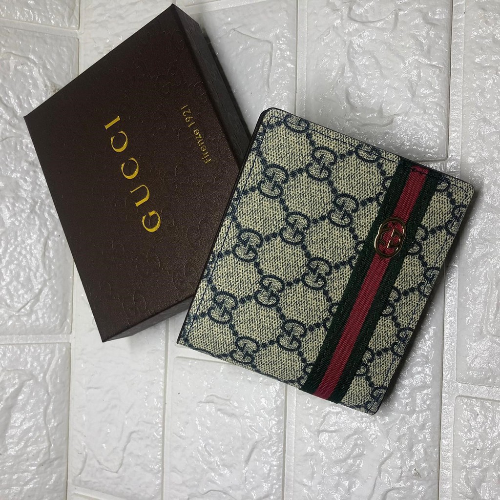 Ví da Gucci thiết kế sang trọng thời trang cho nam