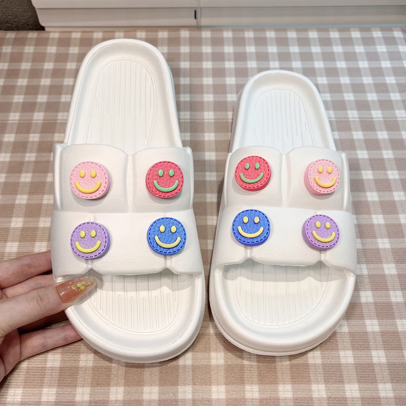 Dép Hình Gấu Dâu Tây Đáng Yêu Dép Đi Trong Nhà Tắm Hình Gấu Và Dâu Tây Nhỏ Mùa Hè Cho Nữ