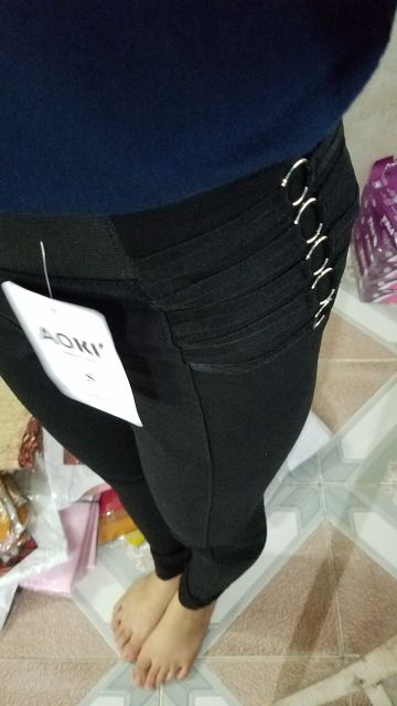 Quần legging Cạp Cao Móc Tròn
