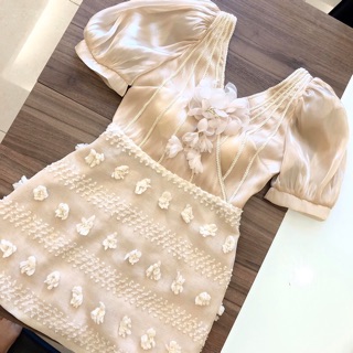 Hoa cúc cánh rơi h’allure cài áo cao cấp