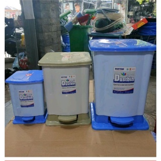 Thùng rác đạp Duy Tân nhí, nhỏ, trung, lớn.