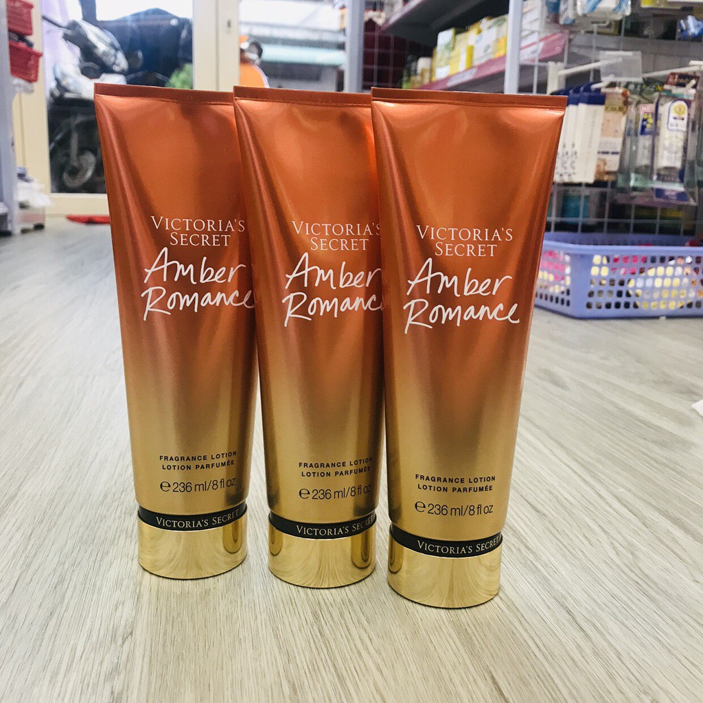 LOTION VICTORIA SECRET AMBER ROMANCE 236ML ( HÀNG XÁCH TAY MỸ )